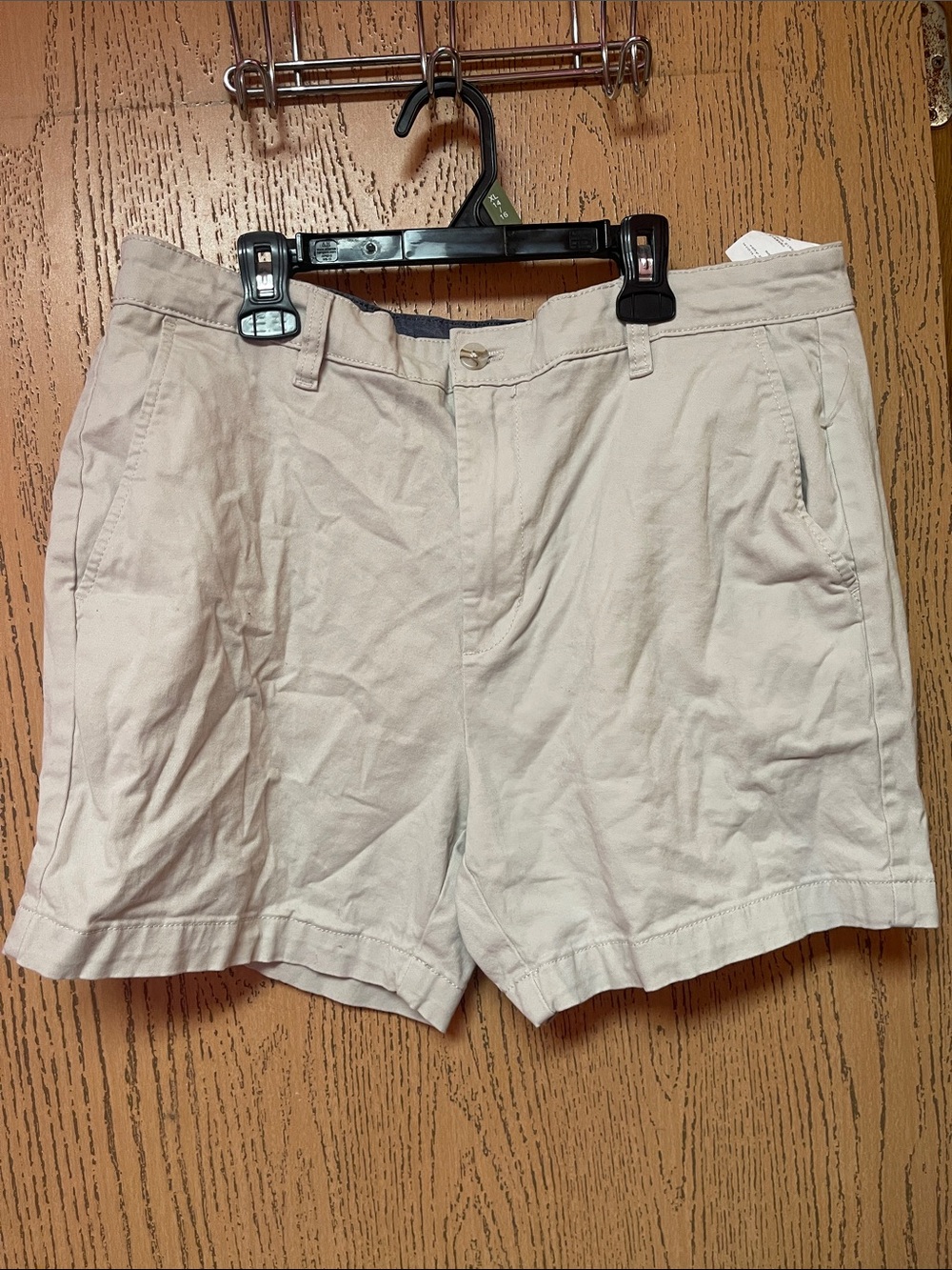 Nautica Men's Light Cream Cotton Bermuda Shorts